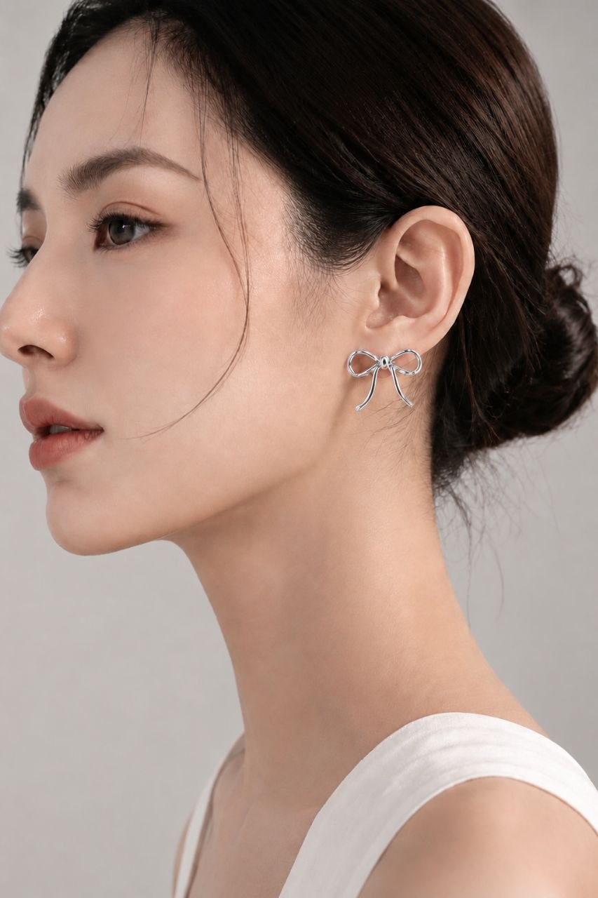 گوشواره پاپیونی نقره‌ای